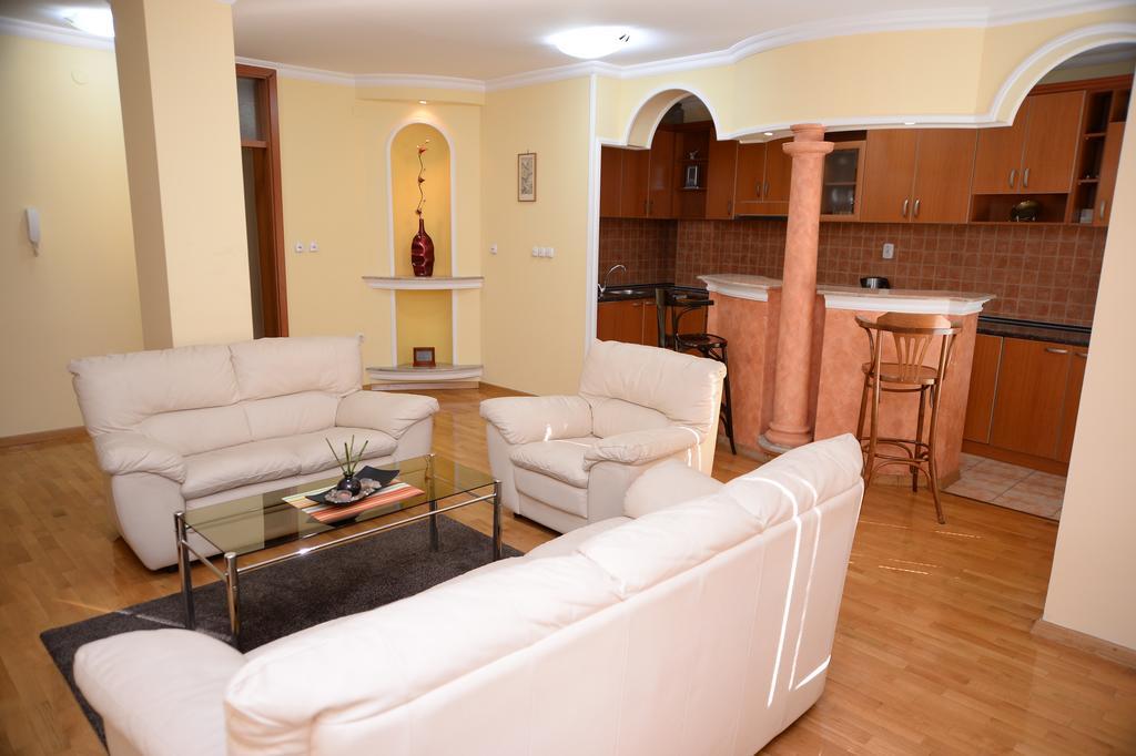 Exclusive Central Apartments 스코페 외부 사진