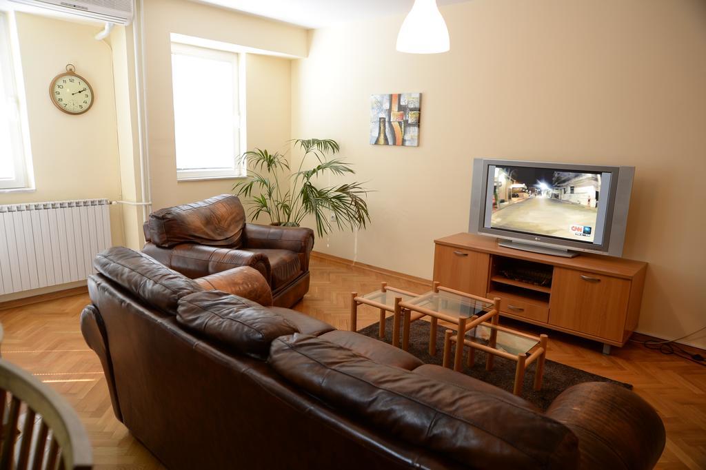 Exclusive Central Apartments 스코페 외부 사진